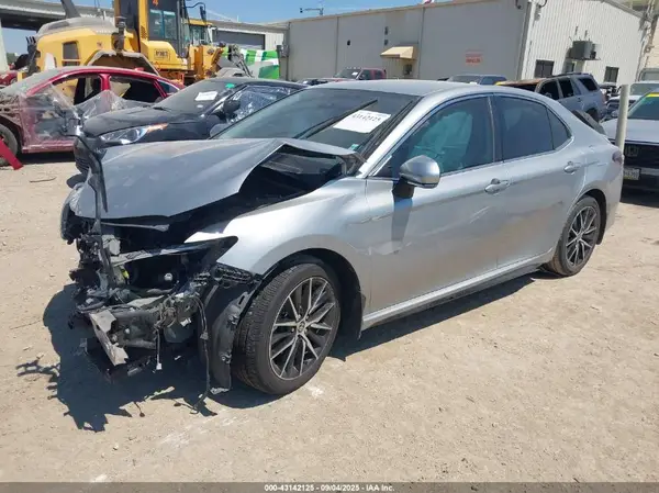 4T1T11AK1PU092427 2023 TOYOTA CAMRY - Image 2
