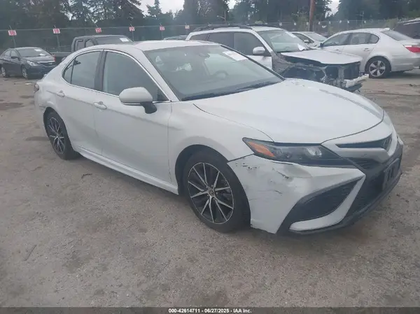 4T1T11AK1PU106231 2023 TOYOTA CAMRY - Image 1