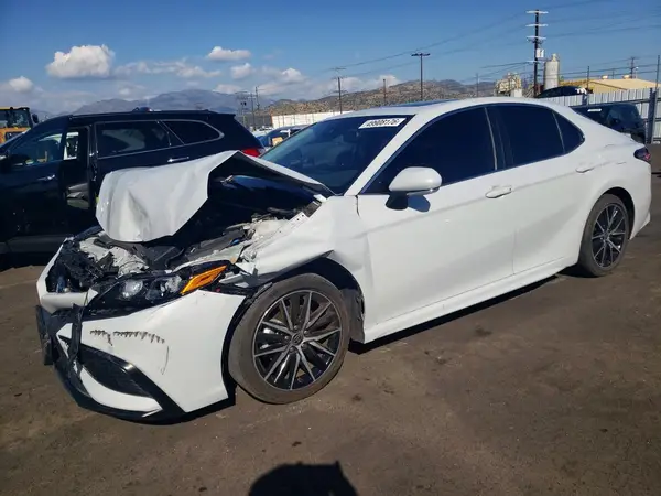 4T1T11AK1PU137768 2023 TOYOTA CAMRY - Image 1