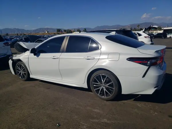 4T1T11AK1PU137768 2023 TOYOTA CAMRY - Image 2