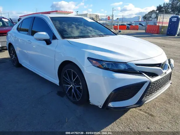 4T1T11AK1PU798331 2023 TOYOTA CAMRY - Image 1