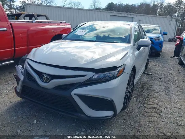 4T1T11AK1RU206722 2024 TOYOTA CAMRY - Image 2