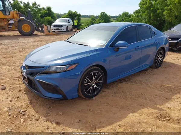 4T1T11AK1RU259758 2024 TOYOTA CAMRY - Image 2