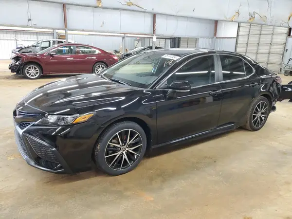 4T1T11AK1RU840225 2024 TOYOTA CAMRY - Image 1