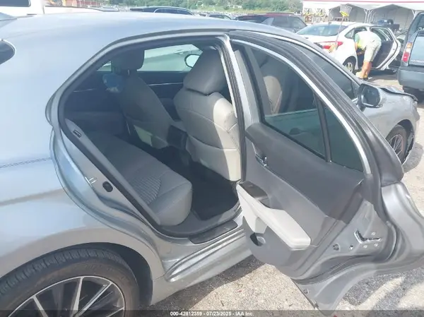 4T1T11AK1RU859678 2024 TOYOTA CAMRY - Image 8