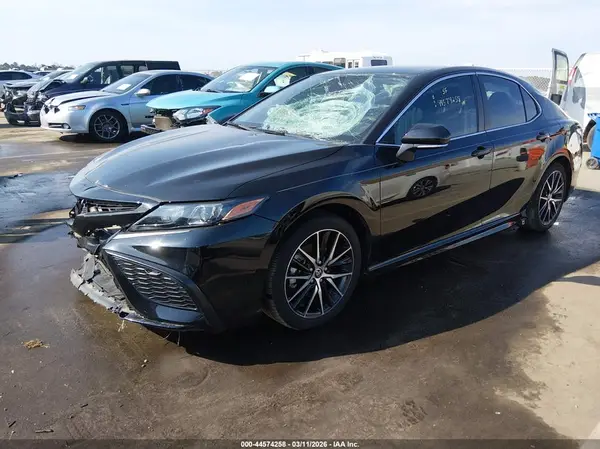 4T1T11AK1RU872964 2024 TOYOTA CAMRY - Image 2