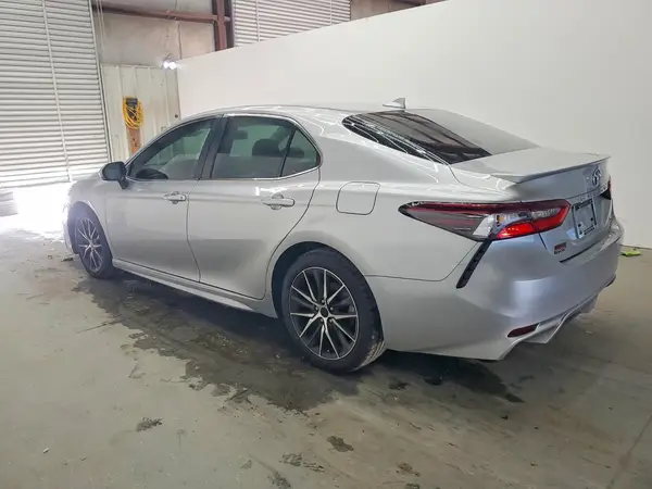 4T1T11AK1RU921807 2024 TOYOTA CAMRY - Image 2