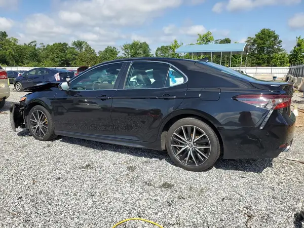 4T1T11AK2MU407375 2021 TOYOTA CAMRY - Image 2