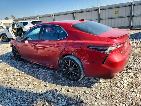 4T1T11AK2MU469293 2021 TOYOTA CAMRY - Image 2
