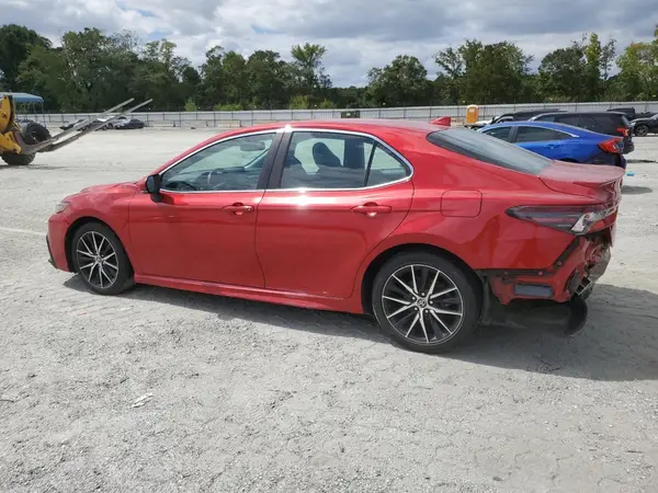4T1T11AK2MU470217 2021 TOYOTA CAMRY - Image 2
