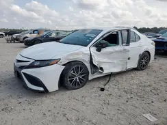 4T1T11AK2MU556501 2021 TOYOTA CAMRY