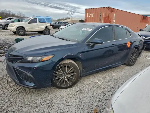 4T1T11AK2MU591796 2021 TOYOTA CAMRY - Image 1