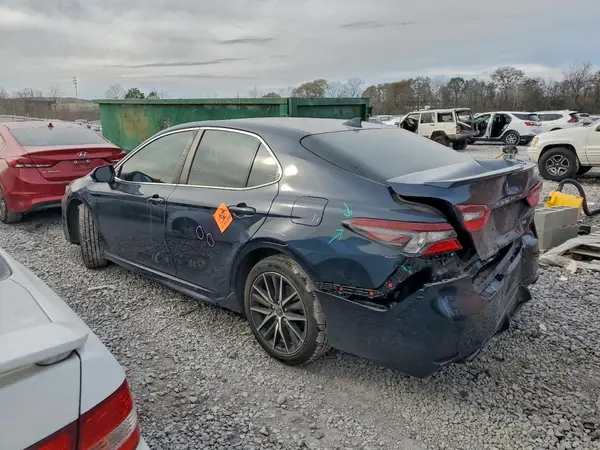 4T1T11AK2MU591796 2021 TOYOTA CAMRY - Image 2