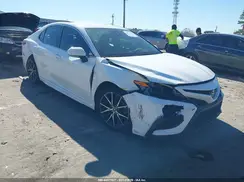 4T1T11AK2NU042164 2022 TOYOTA CAMRY
