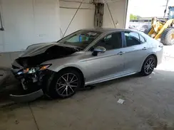 4T1T11AK2NU061426 2022 TOYOTA CAMRY
