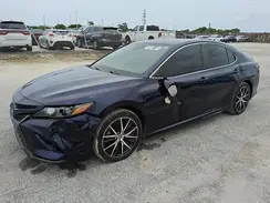 4T1T11AK2NU689292 2022 TOYOTA CAMRY