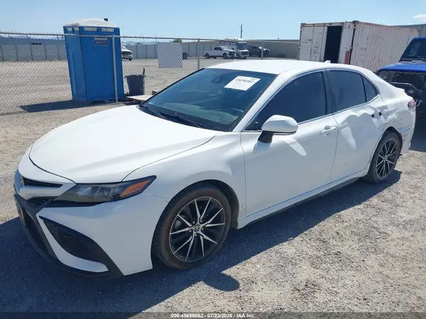 4T1T11AK2PU820790 2023 TOYOTA CAMRY - Image 2