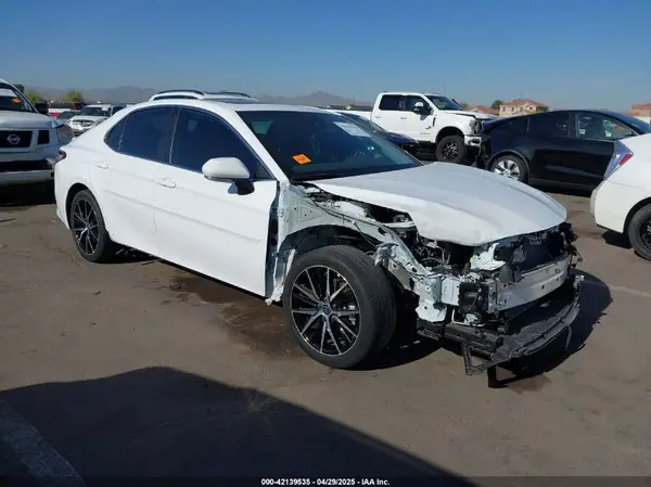 4T1T11AK2PU827142 2023 TOYOTA CAMRY - Image 1