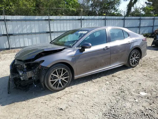 4T1T11AK2PU827559 2023 TOYOTA CAMRY - Image 1