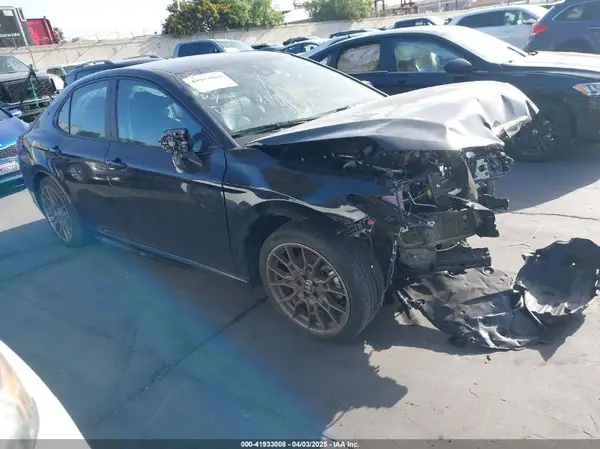 4T1T11AK2RU195729 2024 TOYOTA CAMRY - Image 1
