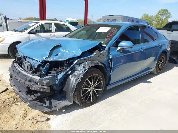 4T1T11AK2RU206034 2024 TOYOTA CAMRY - Image 2