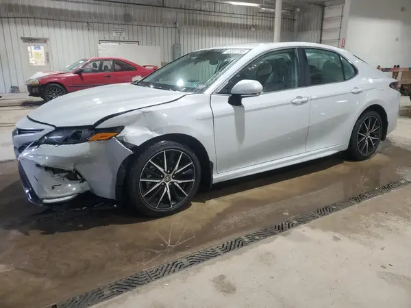 4T1T11AK2RU243763 2024 TOYOTA CAMRY - Image 1