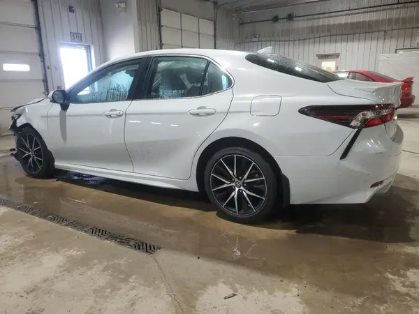 4T1T11AK2RU243763 2024 TOYOTA CAMRY - Image 2