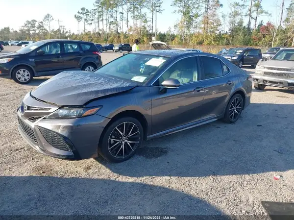 4T1T11AK2RU843666 2024 TOYOTA CAMRY - Image 2