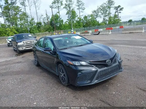 4T1T11AK2RU870690 2024 TOYOTA CAMRY - Image 1