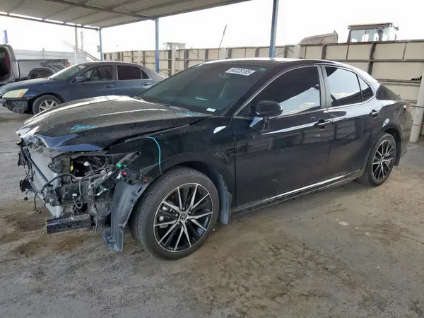 4T1T11AK2RU872701 2024 TOYOTA CAMRY - Image 1