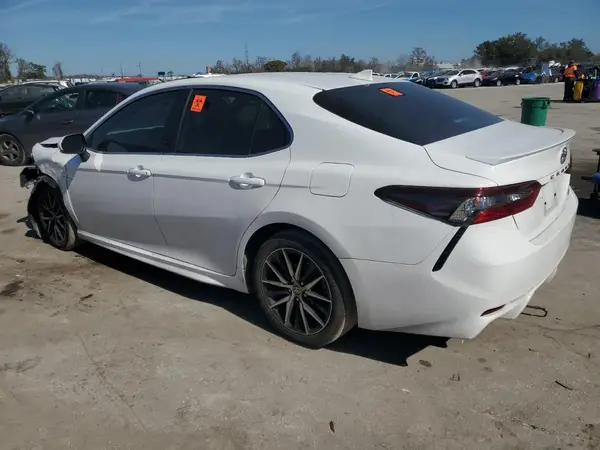 4T1T11AK2RU878286 2024 TOYOTA CAMRY - Image 2