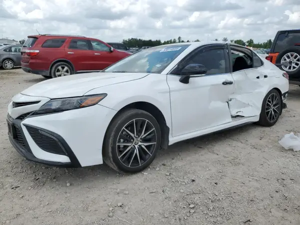 4T1T11AK2RU879261 2024 TOYOTA CAMRY - Image 1