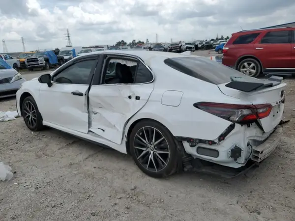 4T1T11AK2RU879261 2024 TOYOTA CAMRY - Image 2