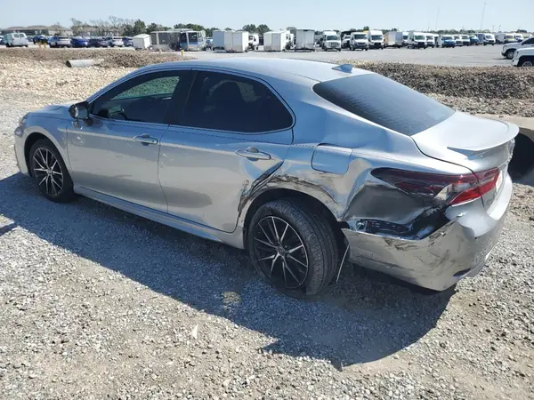 4T1T11AK2RU899493 2024 TOYOTA CAMRY - Image 2