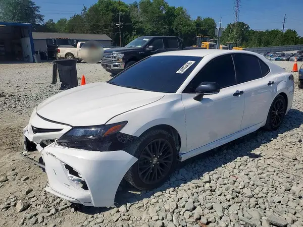 4T1T11AK3MU453409 2021 TOYOTA CAMRY - Image 1