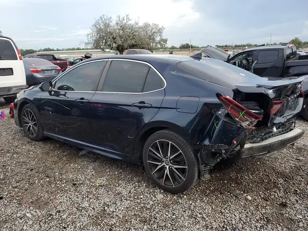 4T1T11AK3MU478830 2021 TOYOTA CAMRY - Image 2