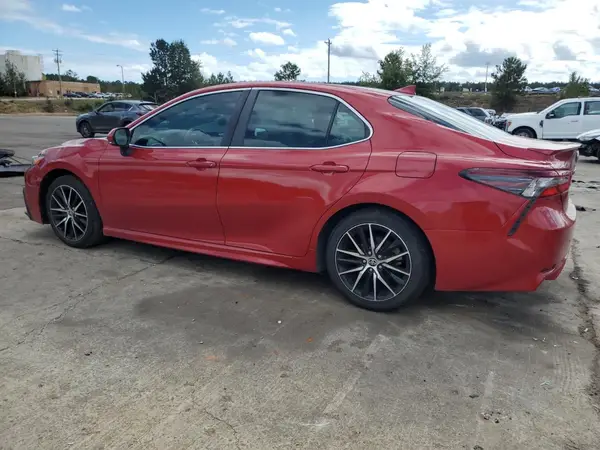 4T1T11AK3MU489732 2021 TOYOTA CAMRY - Image 2
