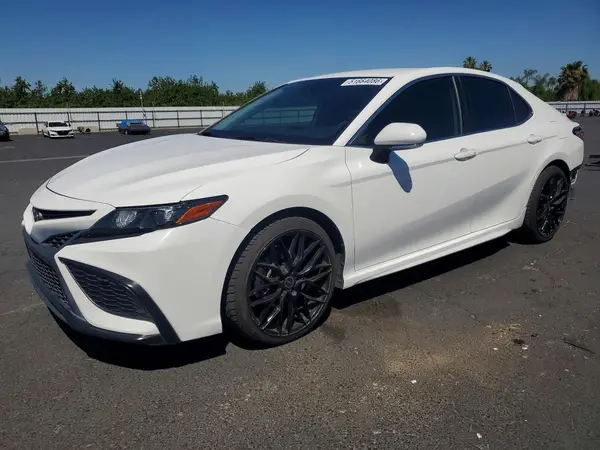 4T1T11AK3MU497474 2021 TOYOTA CAMRY - Image 1
