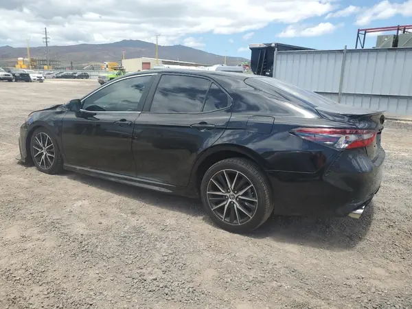 4T1T11AK3MU520686 2021 TOYOTA CAMRY - Image 2