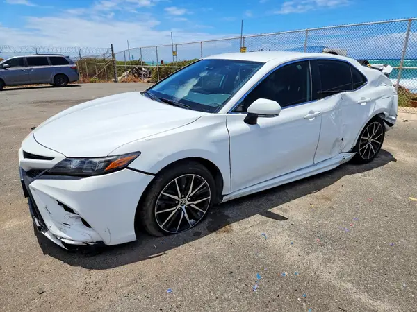 4T1T11AK3MU523667 2021 TOYOTA CAMRY - Image 1