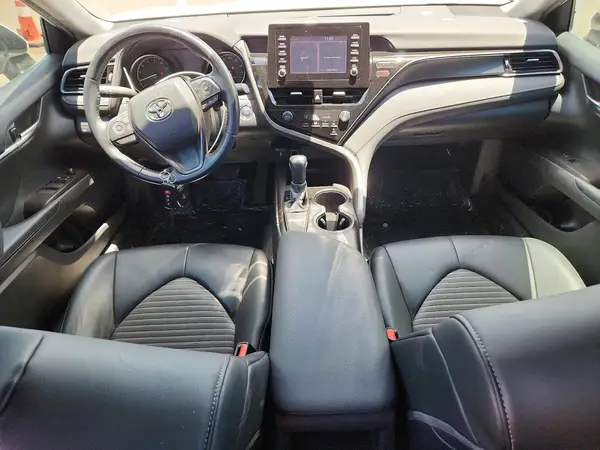 4T1T11AK3MU523667 2021 TOYOTA CAMRY - Image 8