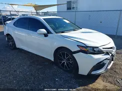 4T1T11AK3MU532952 2021 TOYOTA CAMRY