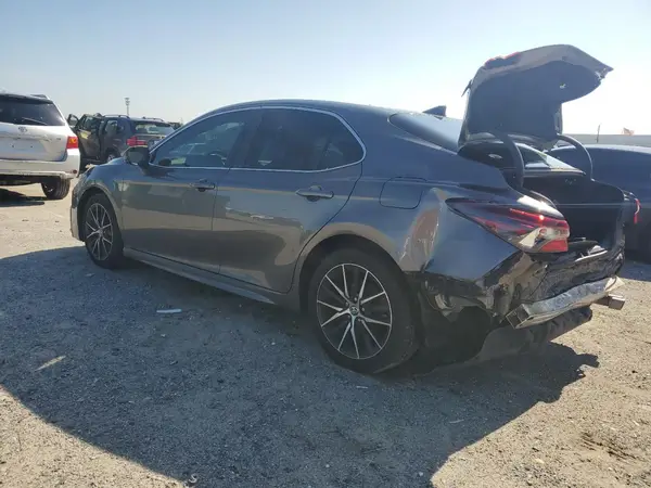 4T1T11AK3MU564722 2021 TOYOTA CAMRY - Image 2