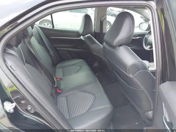 4T1T11AK3NU016933 2022 TOYOTA CAMRY - Image 8