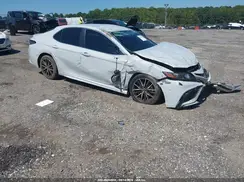 4T1T11AK3NU018214 2022 TOYOTA CAMRY