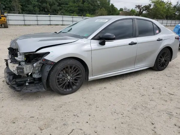 4T1T11AK3NU033067 2022 TOYOTA CAMRY - Image 1