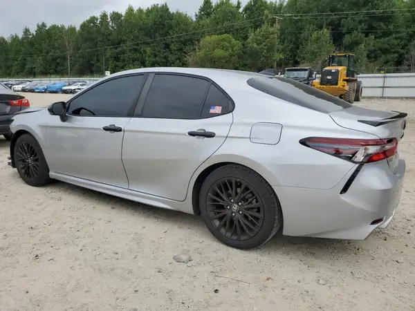 4T1T11AK3NU033067 2022 TOYOTA CAMRY - Image 2