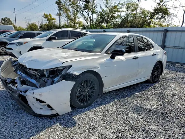 4T1T11AK3NU064299 2022 TOYOTA CAMRY - Image 1