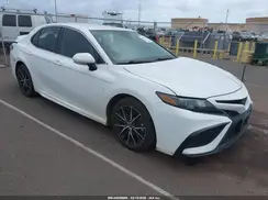 4T1T11AK3NU620384 2022 TOYOTA CAMRY