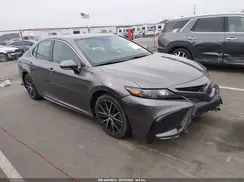 4T1T11AK3NU638593 2022 TOYOTA CAMRY